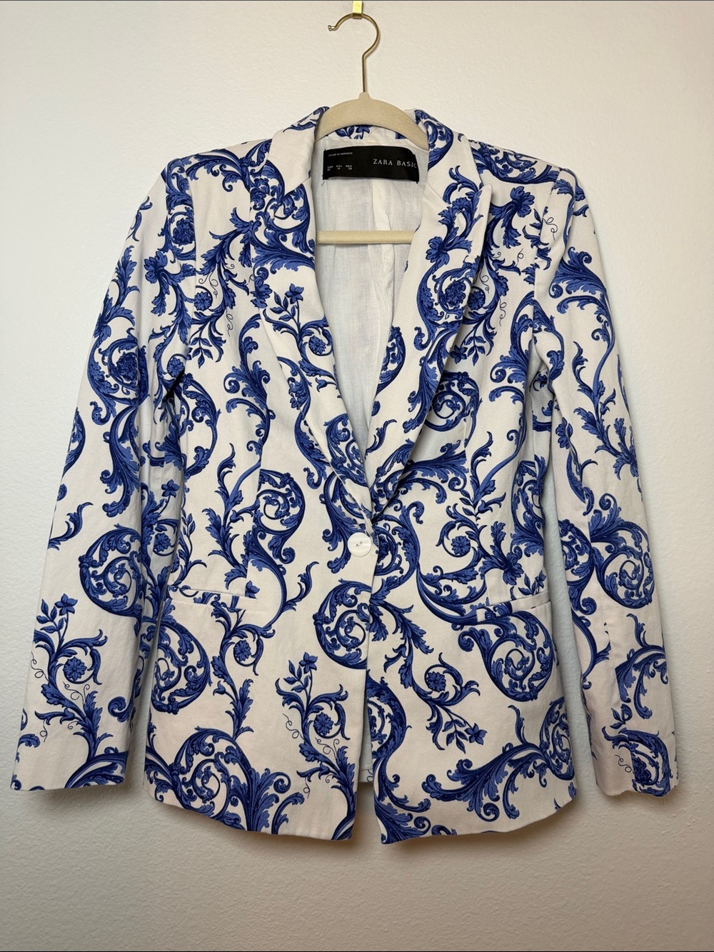 Zara White Blazer with Blue Baroque Print